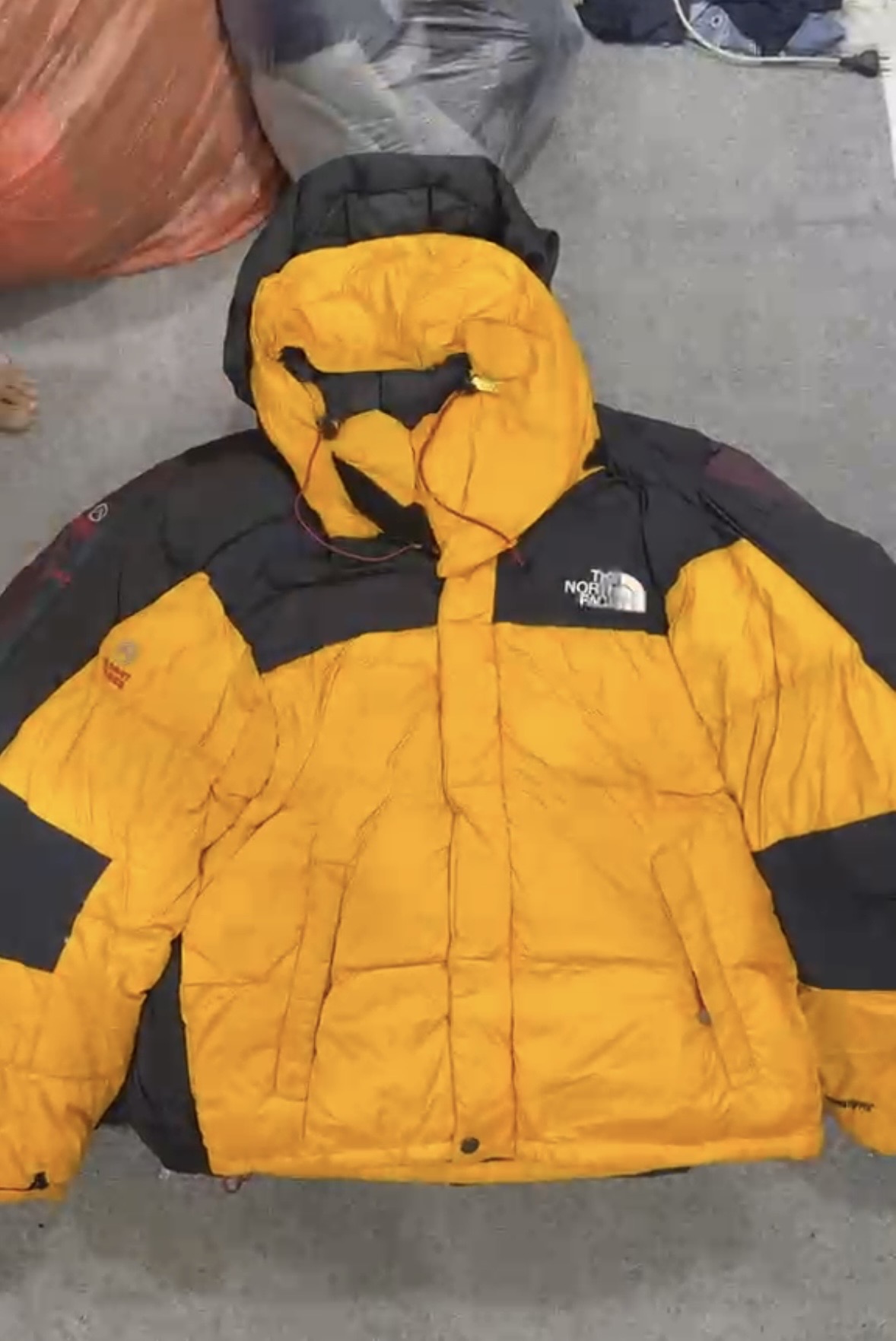 The North Face puffer jackets - 700,800 code