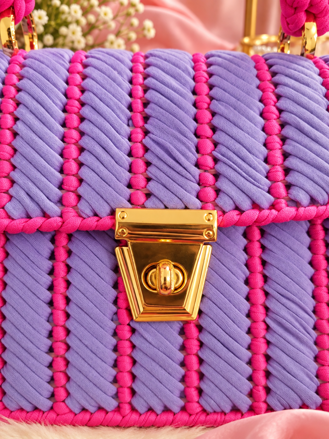 NOVO WEAVE –Dark Pink and Light Purple Chain Bag photo 3